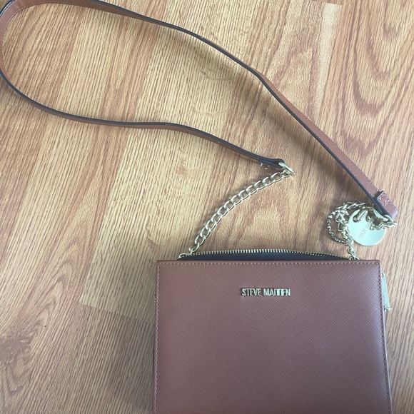 Steve Madden crossbody like new - Picture 2 of 4